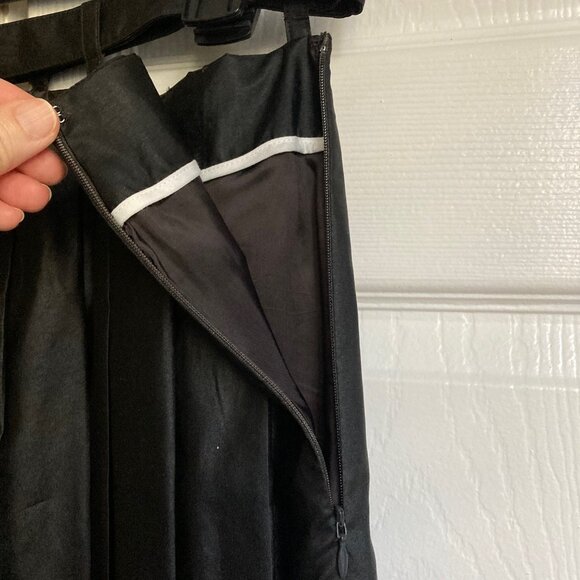 Brown pleated skirt - Picture 7 of 11